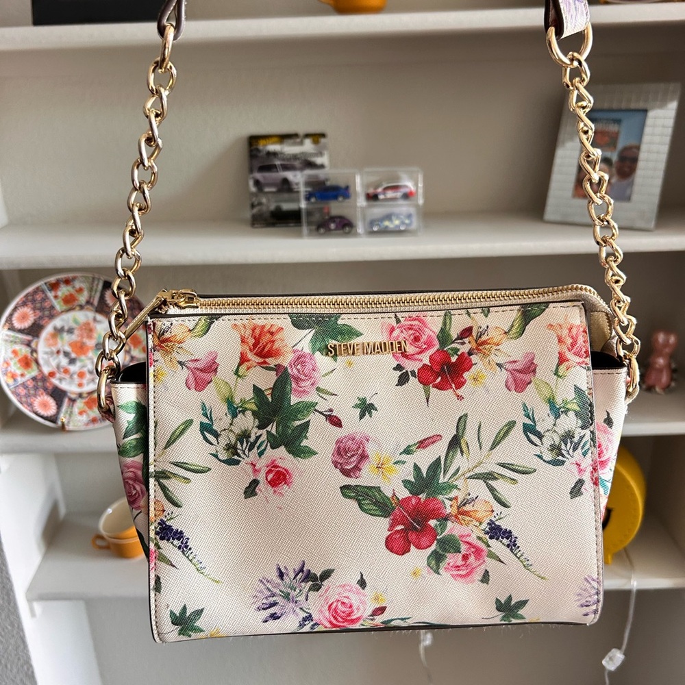 Steve Madden Floral Crossbody Bag - Cream and floral